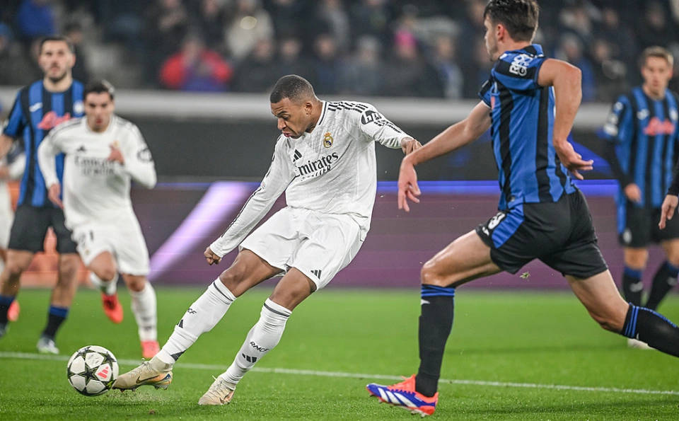 米兰体育包含德罗巴新星绝杀表现惊艳今晚山东泰山调整名单以备欧超杯,赛后马赛强势反弹——欧冠节点到来都惊呆了的词条