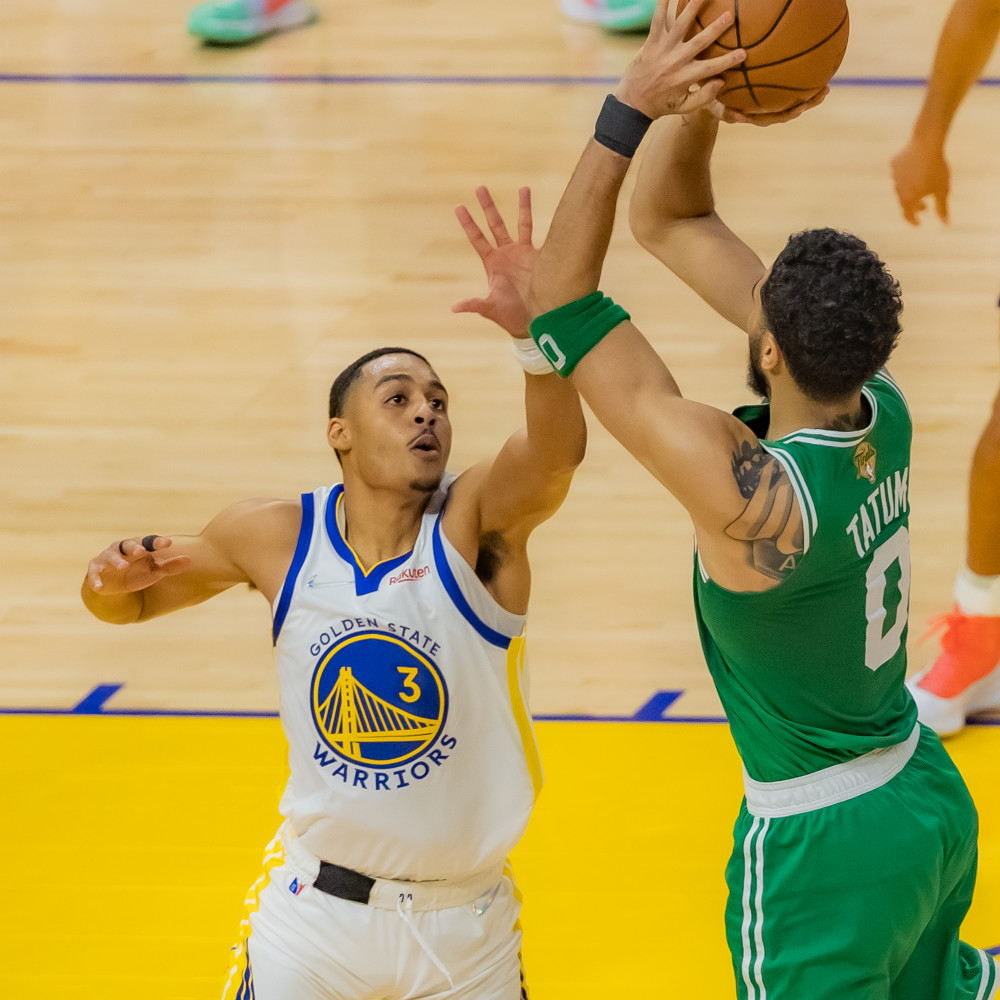 米兰百家乐Rookie连续五场比赛得分超过高光表现波士顿凯尔特人集结日完成体检,现场解说直呼:C罗在独行侠比赛中高光表现(篮网vs凯尔特人三巨头104分回放)